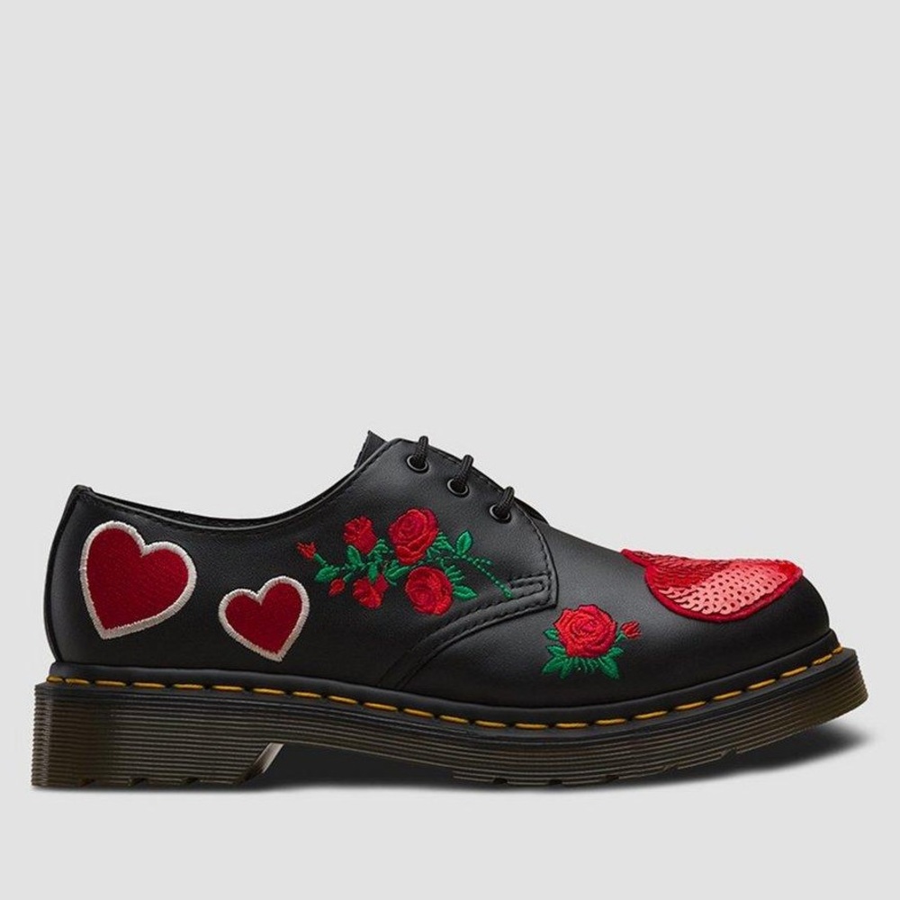 DR. MARTENS” 1461 “SEQUIN HEARTS” (BLACK / RED) 🇬🇧❤️ - Picture 4 of 12